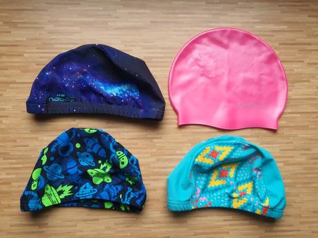 Kupacia / plavecka ciapka vel.110,