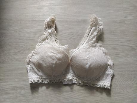 Čipkovaná podprsenka., tezenis,75b