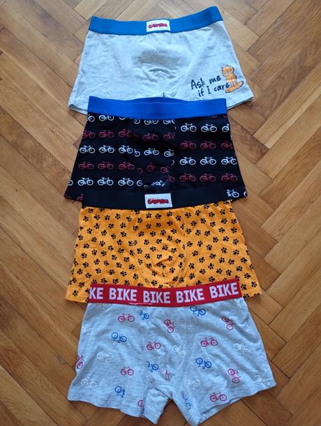 Boxerky - 1x oblečené - spolu 1.20e, sinsay,xs
