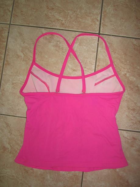 Elasticke tricko vel. 146-158, 152