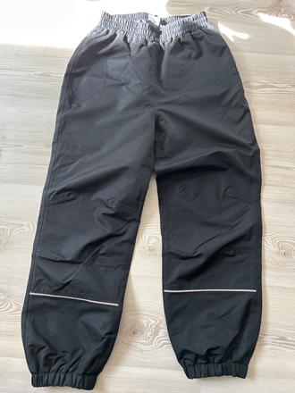 Nepremokave sustiaky, 140