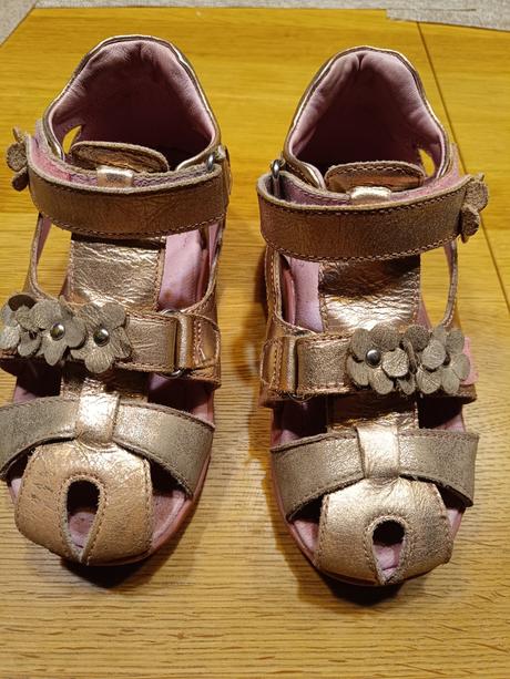 Sandálky, d.d.step,30