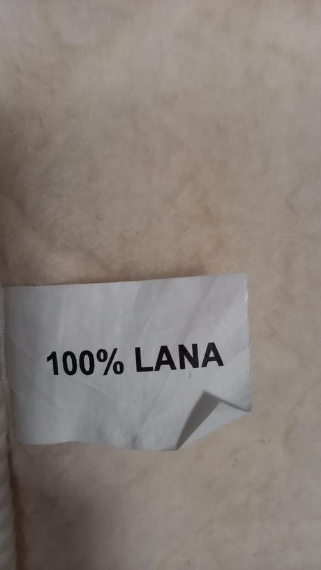 Drevená posteľ s roštom a matracom, šírka (cm): 90,dĺžka (cm): 200