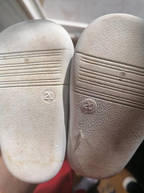 Topánočky s potlačou dinosaurov, h&m,20