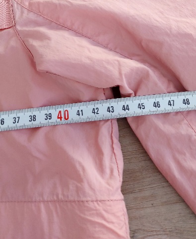 Ružová prechodná vetrovka, 140