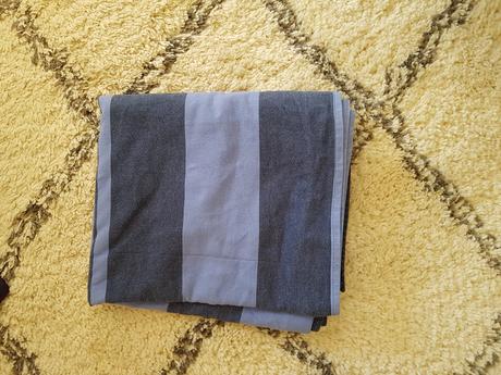 Kvalitná nemecká pevná šatka zn.hoppediz, hoppediz