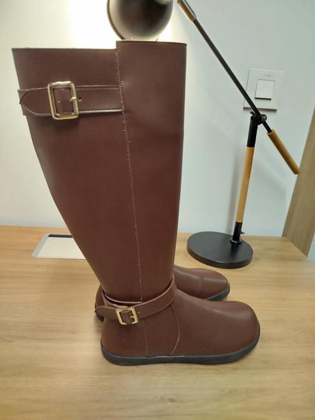 Shapen barefoot vysoké čižmy glam brown vegan, 39