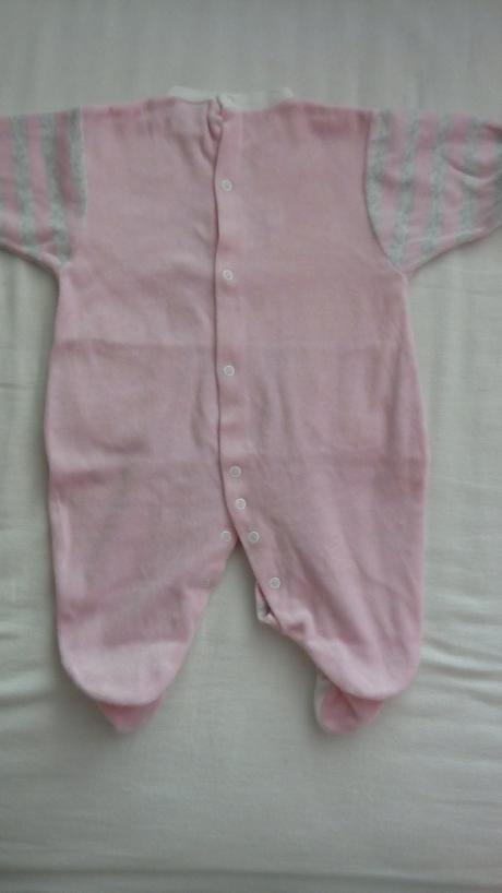 Dojčenské dupačky, 62