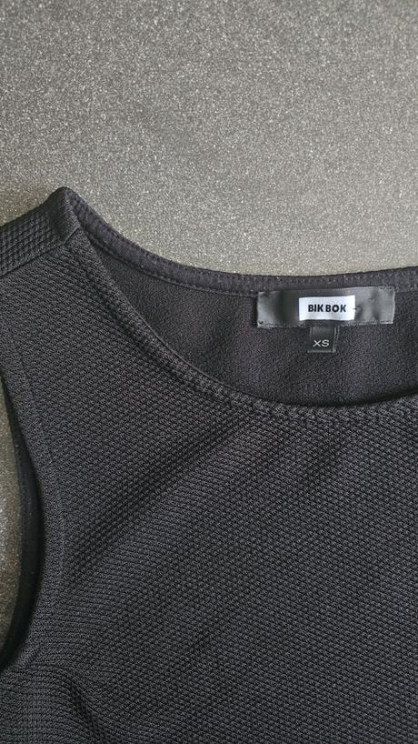 Top so sukničkou, xs