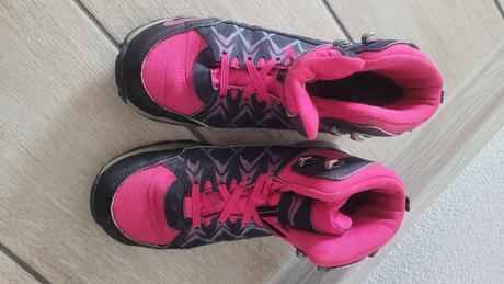 Prechodné topánky, 33