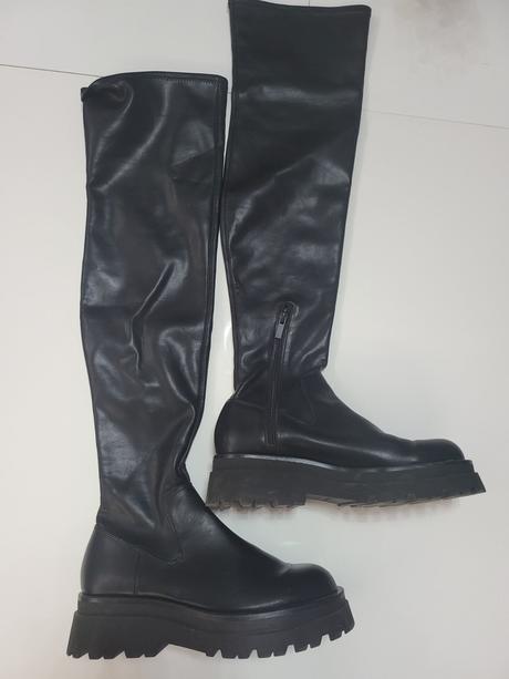 Stradivarius elasticke čižmy, stradivarius,39