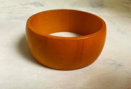 Drevený naturálny náramok,