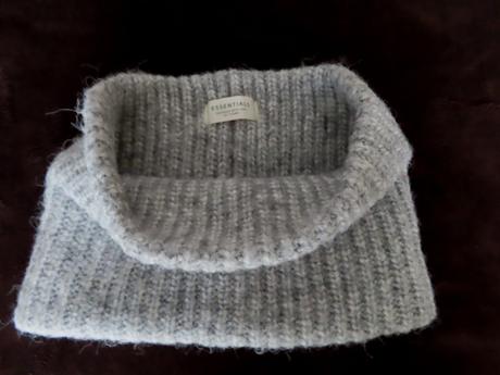 Pletený dutý šál tchibo, tchibo