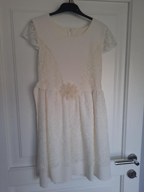 Šaty na prve sv.prijímanie, 134