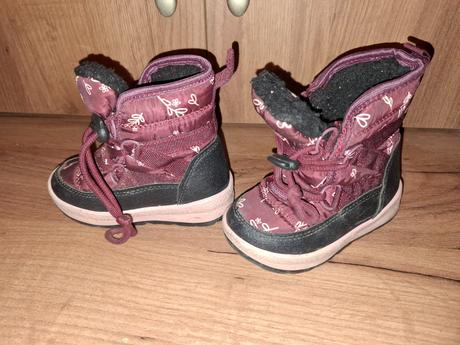 Snehule 22, reserved,22