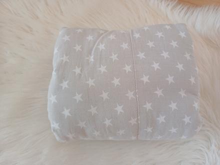 Vankúš na dojčenie na ruku,