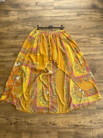 Sukna, river island,s