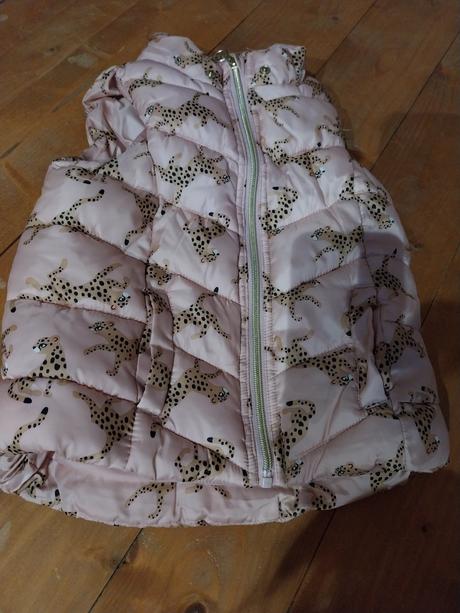 Predam vestu, h&m,116