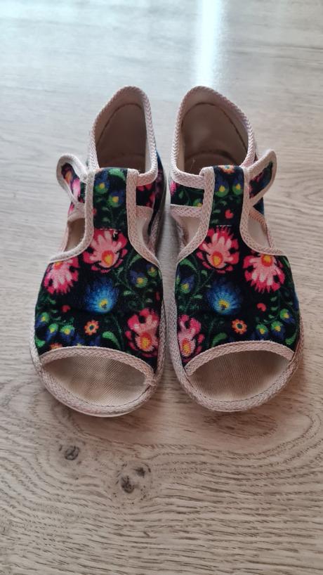 Topánky od 19-29, 24