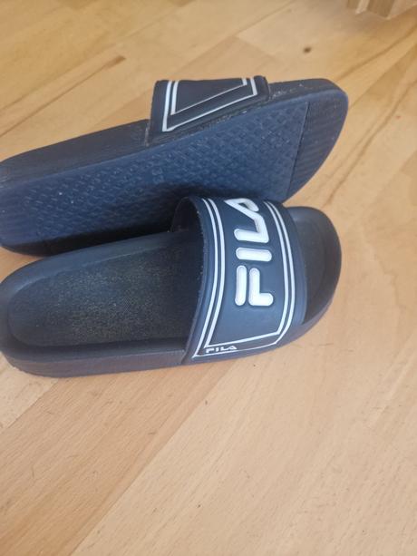 Fila šľapky, fila,33