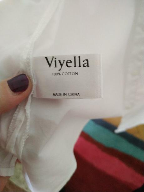 Biela blúzka s výšivkou, 38