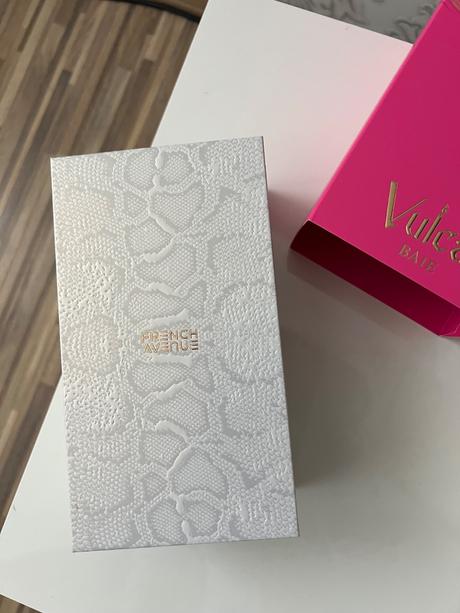 French avenue vulcan baie parfem, 