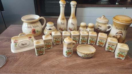 Sekulská keramika-ako nová, 