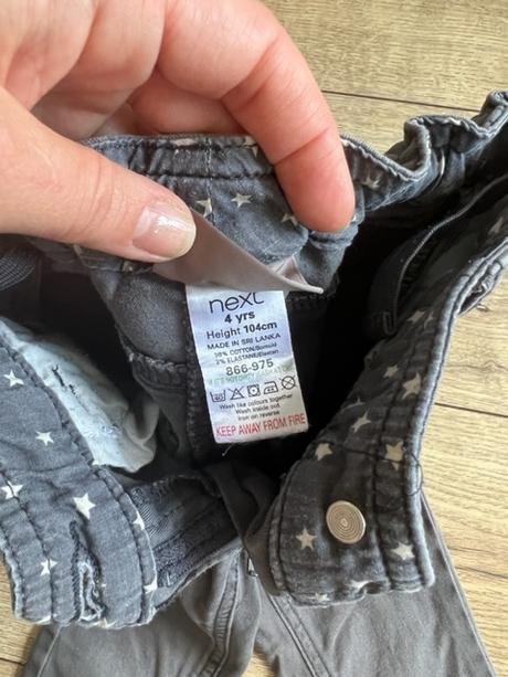 Rifličky, cena s poštou, next,104