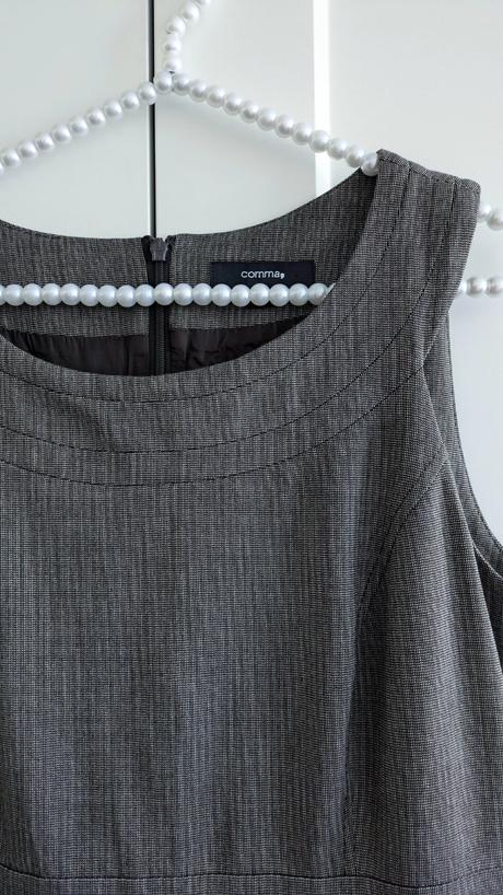 Sivé puzdrové šaty comma, m