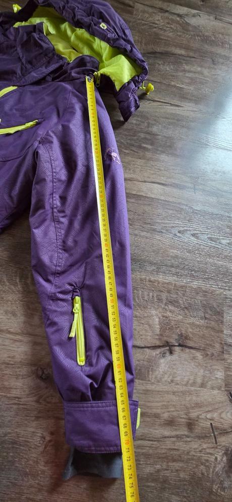 Lyziarska bunda, authority,s