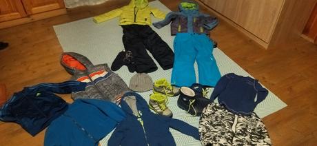 Balík chlapc veci do snehu 116, 104–116