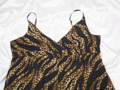 Kvalitné letné šaty rené derhy, 44