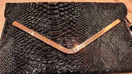 Lesklá listová kabelka,