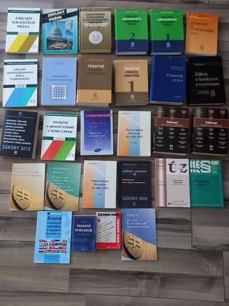 Knihy pre študenta práva, 