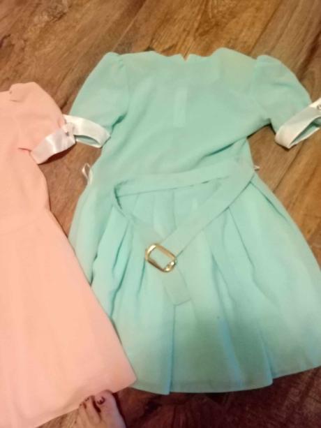 Dievčenske šaty, 146