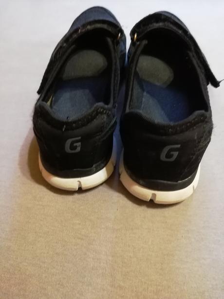 Prezúvky do skoly, 38