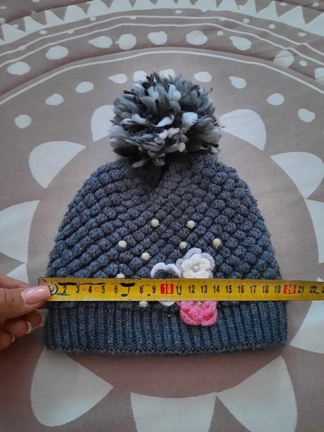 Ciapka s kvetinkami, 92