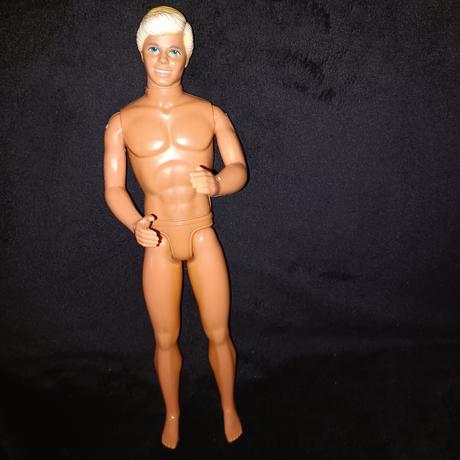 Barbie ken retro,