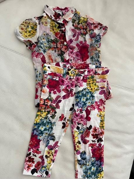 Dolce&gabbana set vel.5, 104