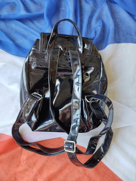 Ruksačik - lakovaný, 