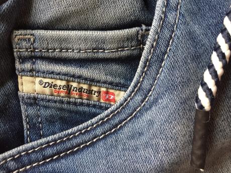 Kraťasy, diesel,140