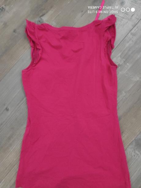 Ruzove tricko korzetoveho vzhladu, bershka,s