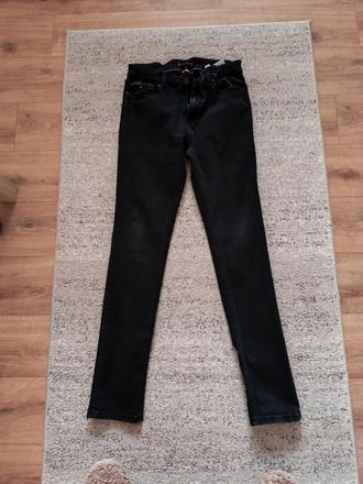 Rifle čierne, tommy hilfiger,176