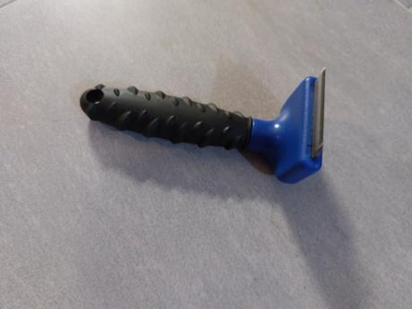 Kovový česák na psov a mačky, 