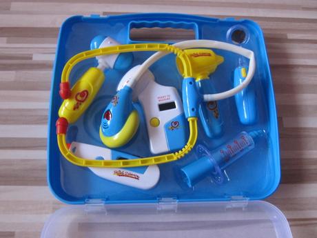 Kufrik pre doktora zs., 