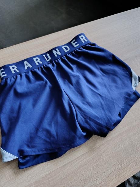 Športové bežecké kraťasy, under armour,s