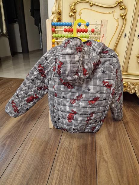 Prechodna bunda, piazza italia,110