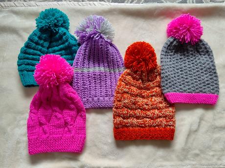 Pletené čiapky s brmbolcom, 80 / 86 / 92 / 98