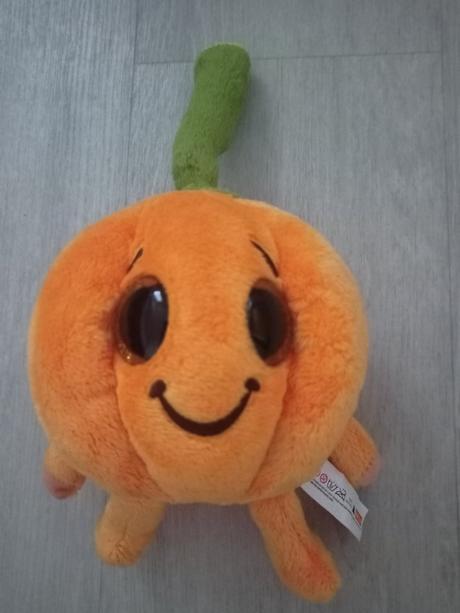 Plyšák ovocníčkovia, 