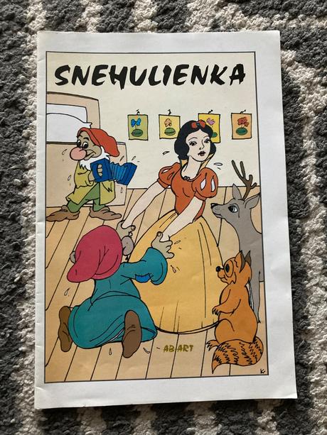 Snehulienka a kto spozná levíka, 